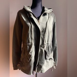 Forever Flower olive green jacket size large